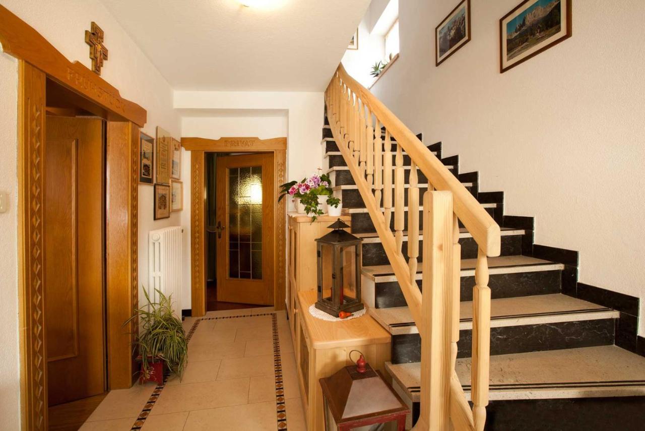 Garni Gran Pre Bed & Breakfast Corvara In Badia Exterior photo