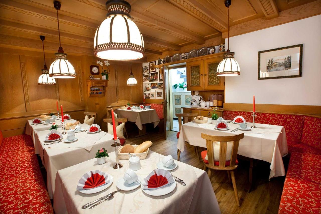 Garni Gran Pre Bed & Breakfast Corvara In Badia Exterior photo